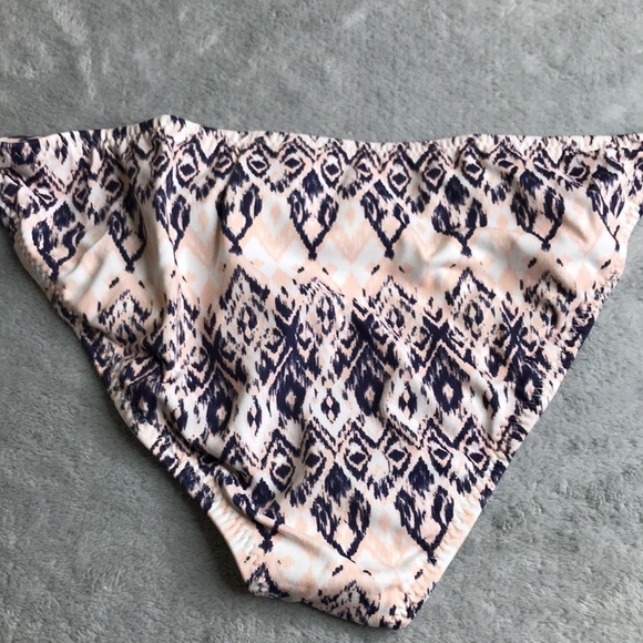 2 Eberjey Bikini Bottoms in Size M New with tags - Picture 10 of 10